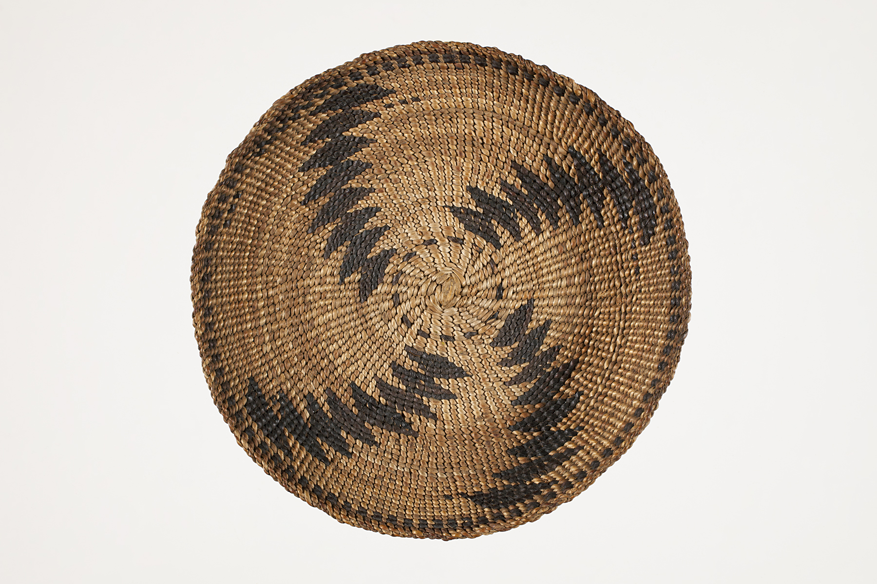 unrecorded Karuk (Karok), Natinixwe (Hupa), or Yurok artist, shallow basket